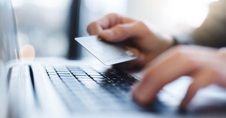 Kredyt gotówkowy a spłata alimentów - czy dostaniesz pieniądze z banku?