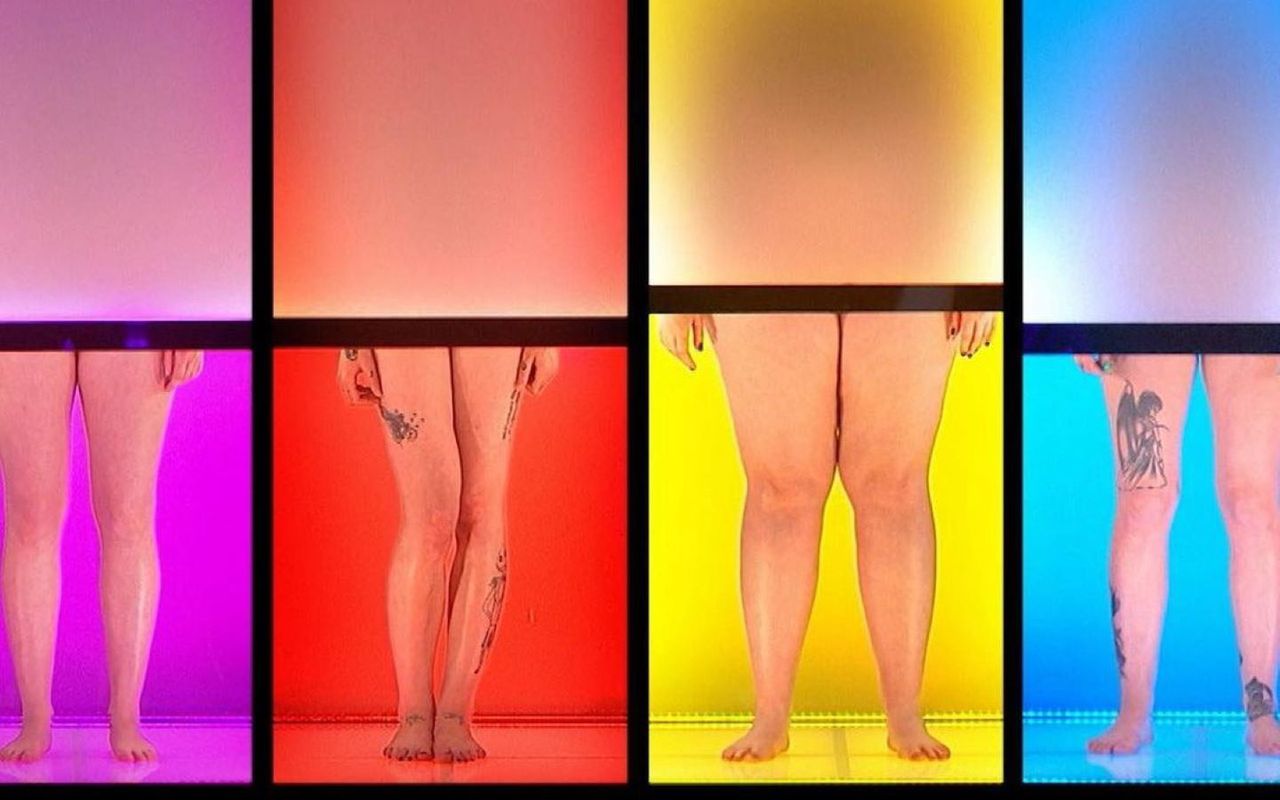 'Magia nagości" kojarzy również pary homoseksualne