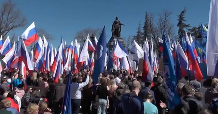 Wiec poparcia Rosji na Krymie. Wyznawca Putina o wojnie: jest jeszcze wiele do zrobienia