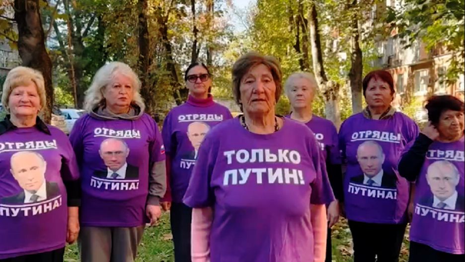 "Oddziały Putina" apelują. Emerytki nagrały nietypowy film