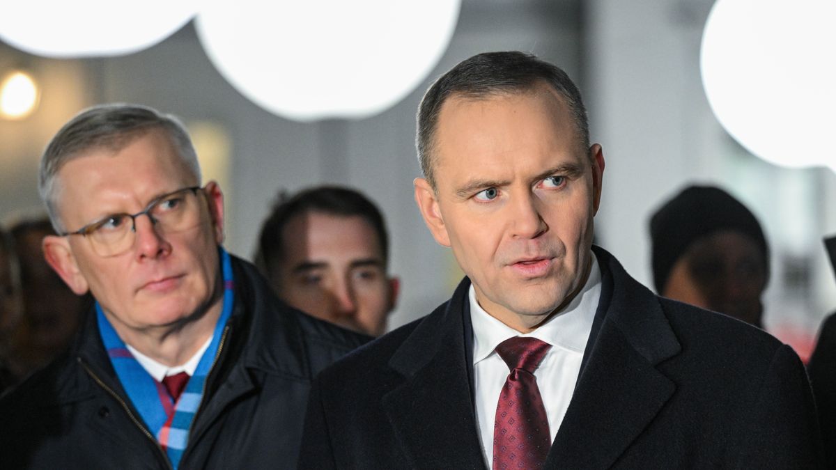 Karol Nawrocki, S�awomir Cenckiewicz
Radek Pietruszka
195. 195, belweder, Dnia Podchor��ego, dzie� podchor��ego, obchody, powstanie listopadowe, apel, polityk, polityka, rocznica