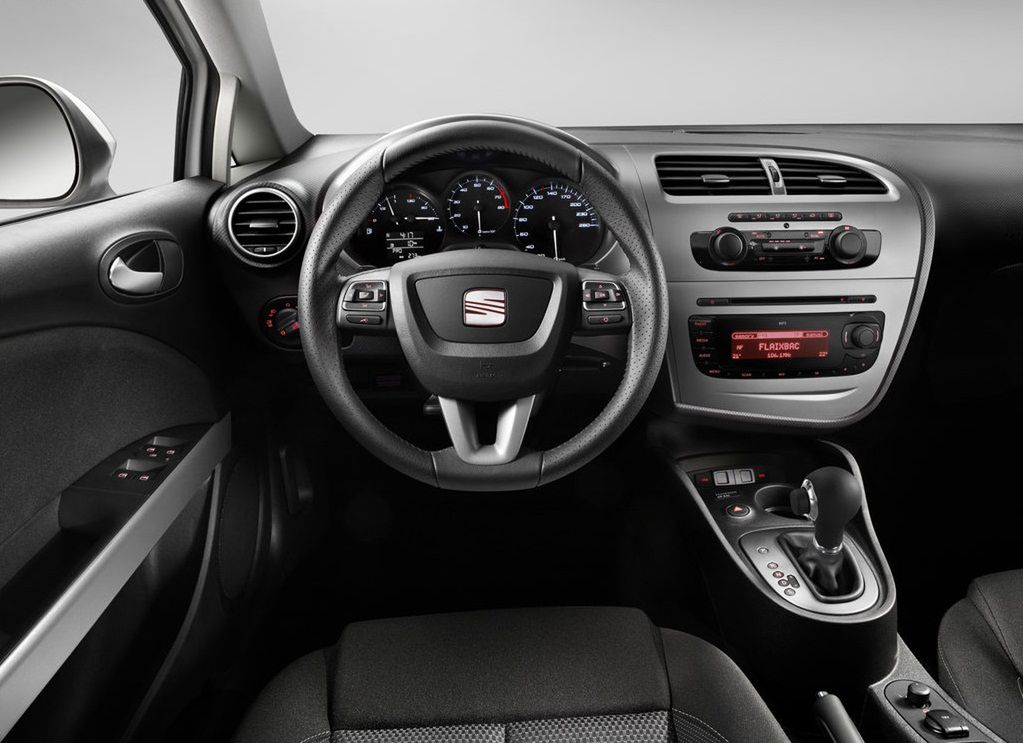 Seat Leon Wnętrze