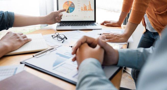 Leady – święty Graal sprzedaży. Jak je generować?