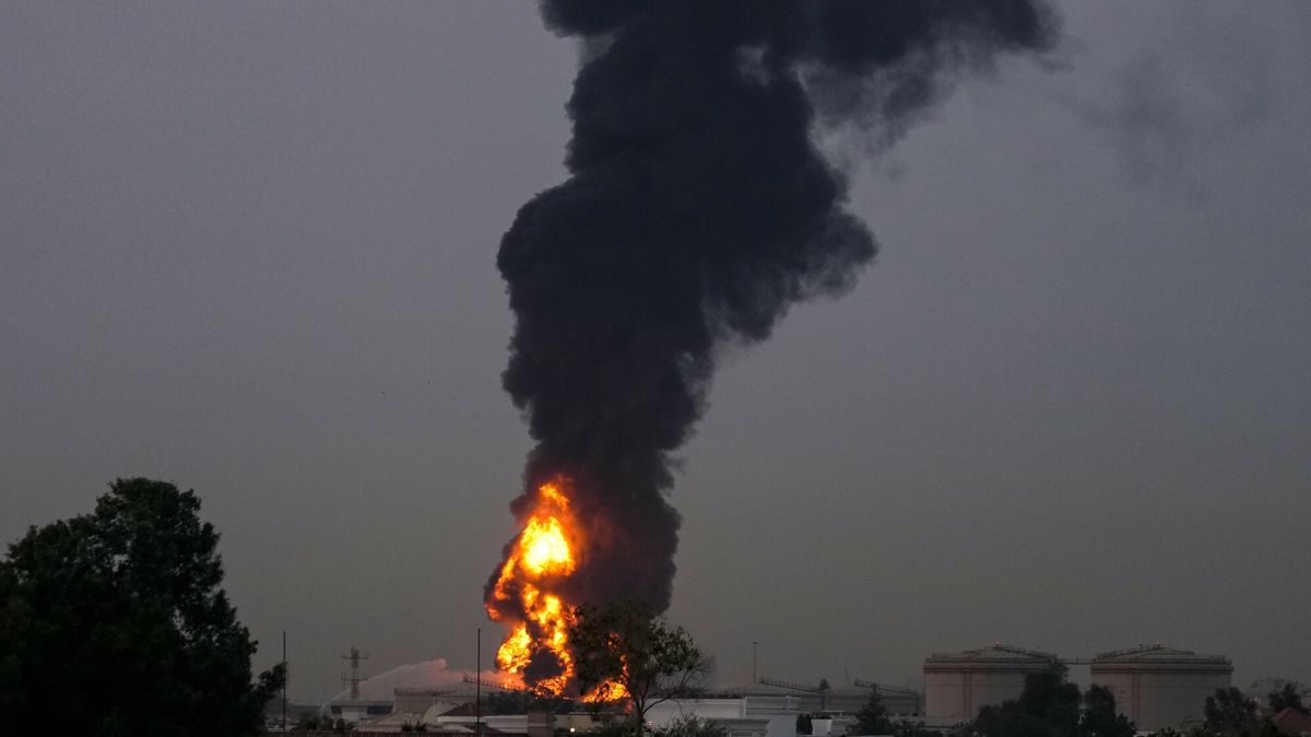 Dym po atakach w Dubaju