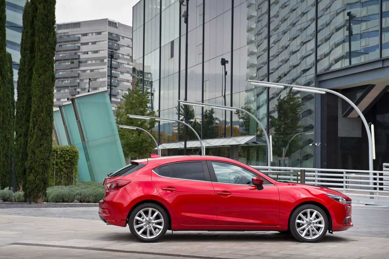 Cordon D'étagère Arrière Pour Mazda 3 (2013-2019) Et CX-3 (2015-2021) - Référence BHN968315A