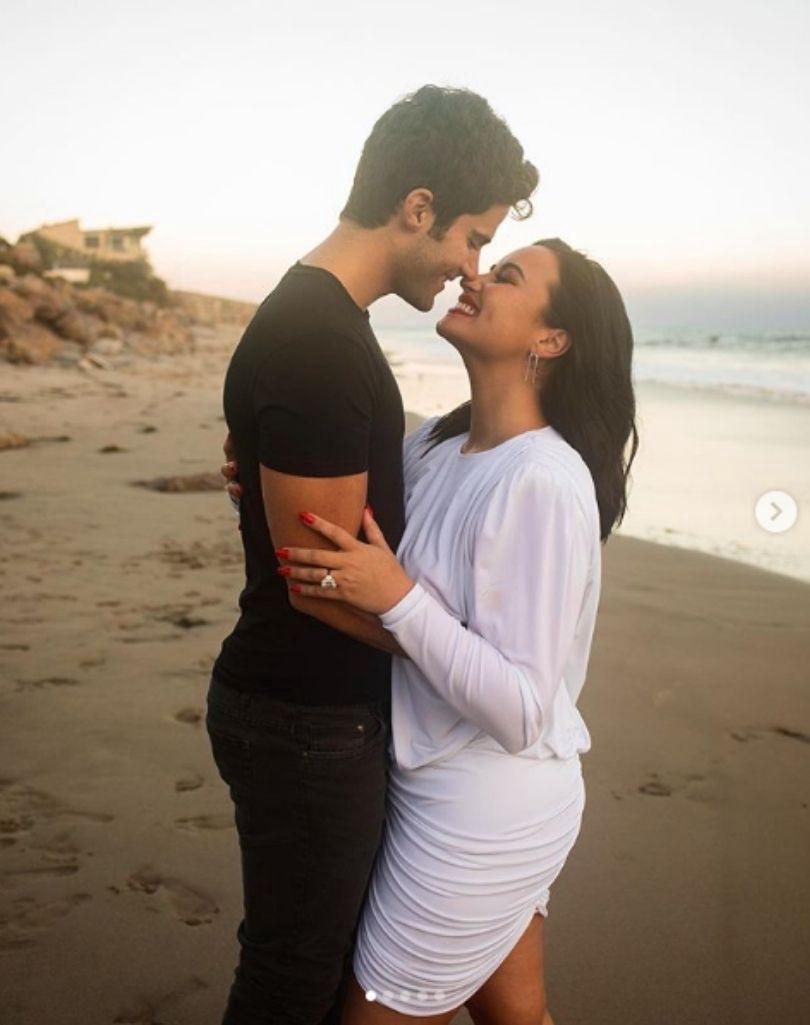 Demi Lovato i Max Ehrich zaręczyli się! 