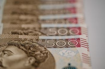 Ponad 6,5 tys. zł na rękę po pierwszym miesiącu. "Niesłabnące zainteresowanie"