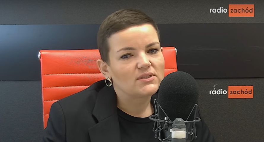 Dziennikarz "Wyborczej" pytał ministrę o KPO, a sam dostał stypendium. "Nie uważam, by zachodził tu konflikt interesów"