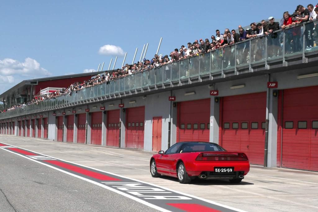 Honda NSX Ayrtona Senny trafiła na sprzedaż