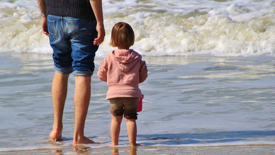 1000 zł na wakacje. Dla kogo przeznaczony jest bon 1000 zł na wakacje?