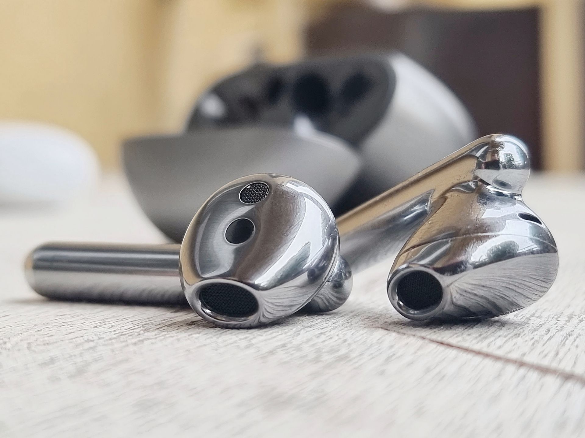 Wygoda ponad wszystko. Test słuchawek Huawei FreeBuds 4 z ANC 1