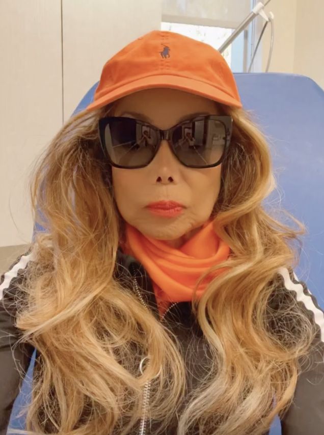 Niepokojąco szczupła La Toya Jackson