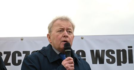 Wojciechowski niemile widziany. Wizyta komisarza w Sejmie przełożona