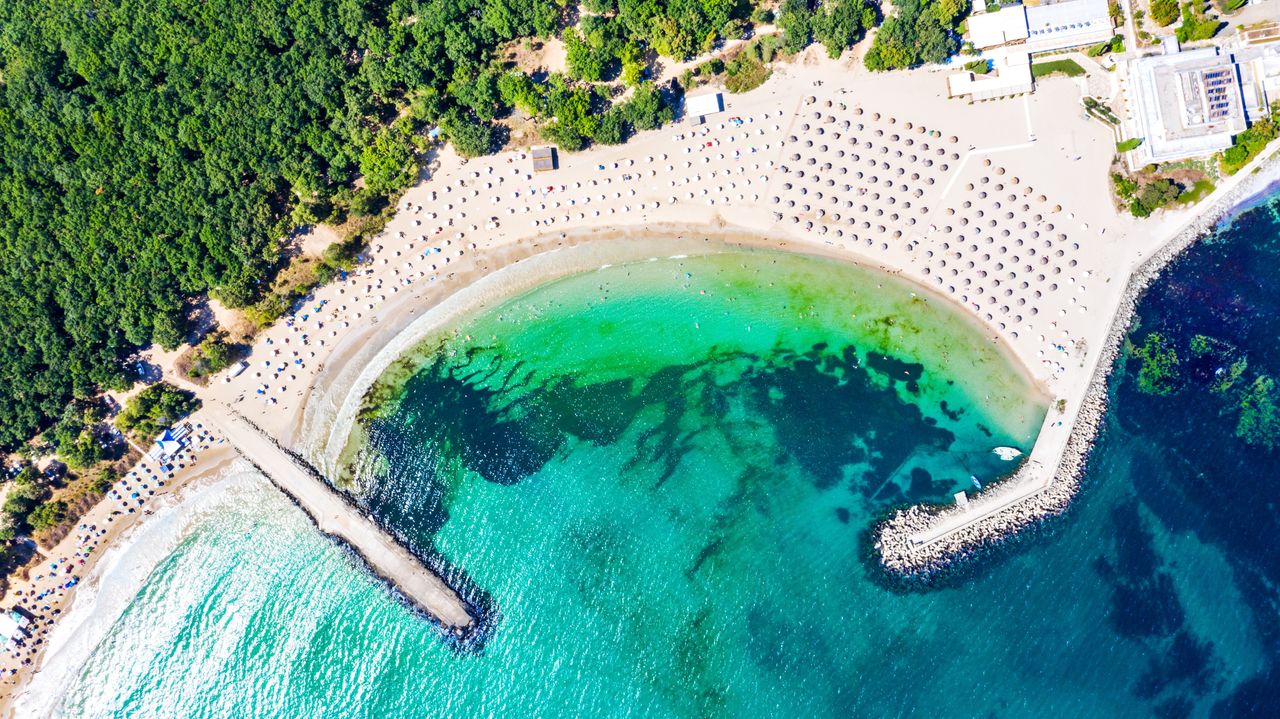 Plaża Perla w kurorcie Primorsko