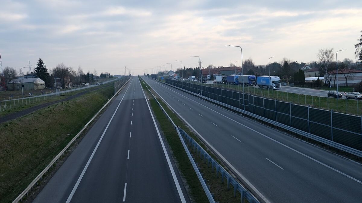 S19 w Zemborzycach Tereszyńskich