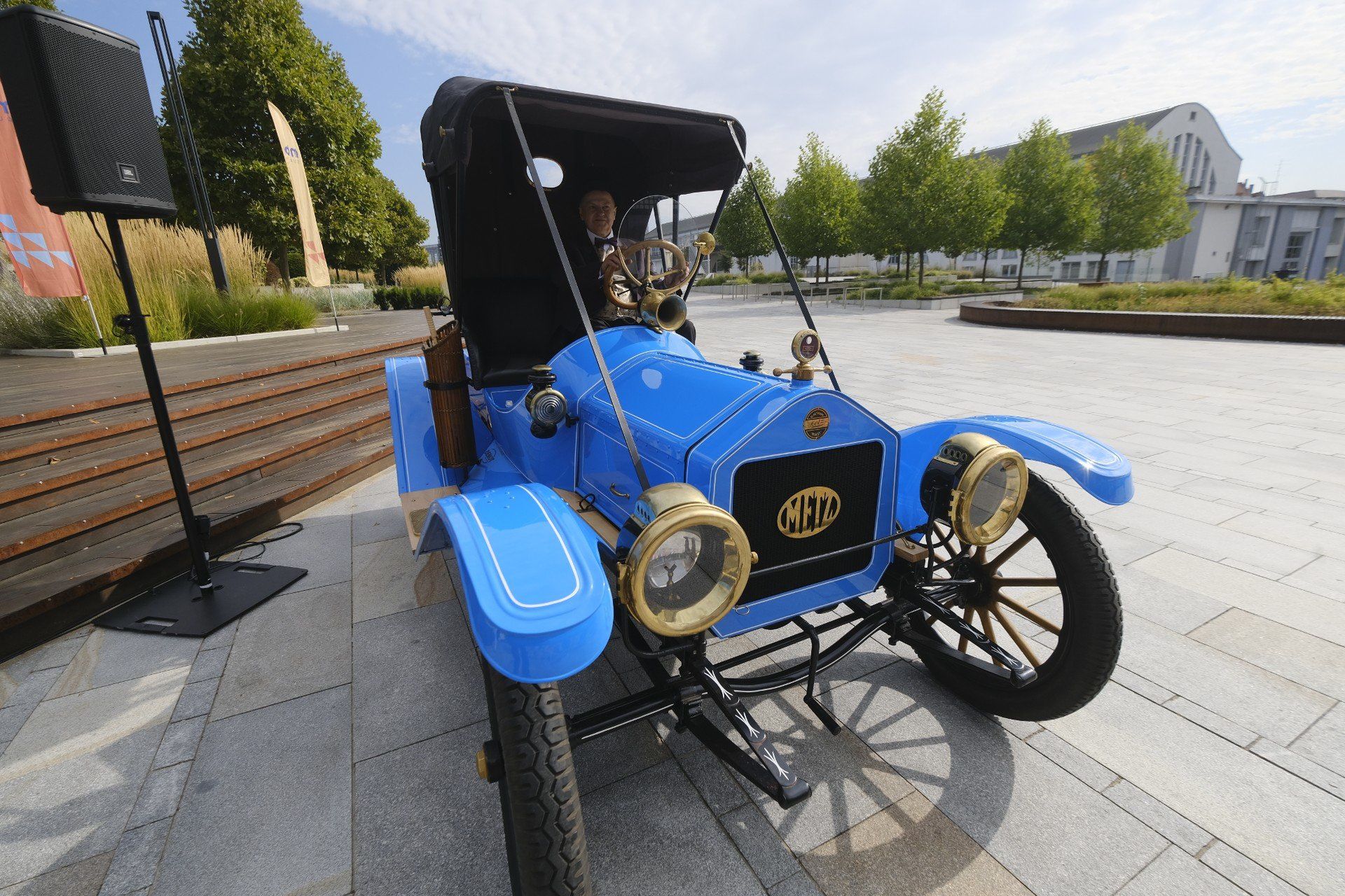 Retro Motor Show 2025 w Poznaniu rozpoczyna się 19 września