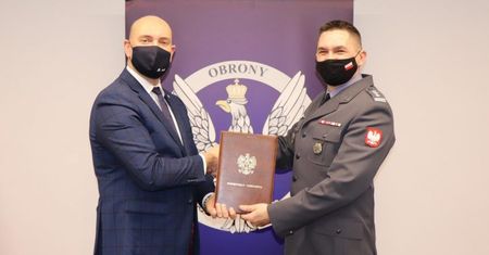 Konsorcjum PGZ-Narew podpisało umowę z MON. Bliżej 23 przeciwlotniczych zestawów rakietowych