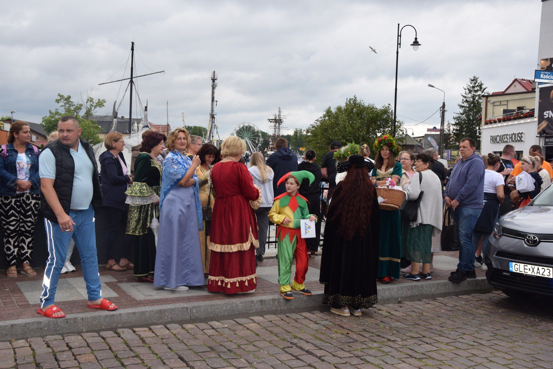 Barwna parada i festiwal w Święto Łeby
