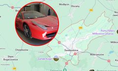 Ferrari uderzyło w auto i ścianę. Kierowca trafił do szpitala
