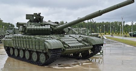 Jeden czołg przeciwko konwojowi. Ukraiński T-64 dał popalić Rosjanom
