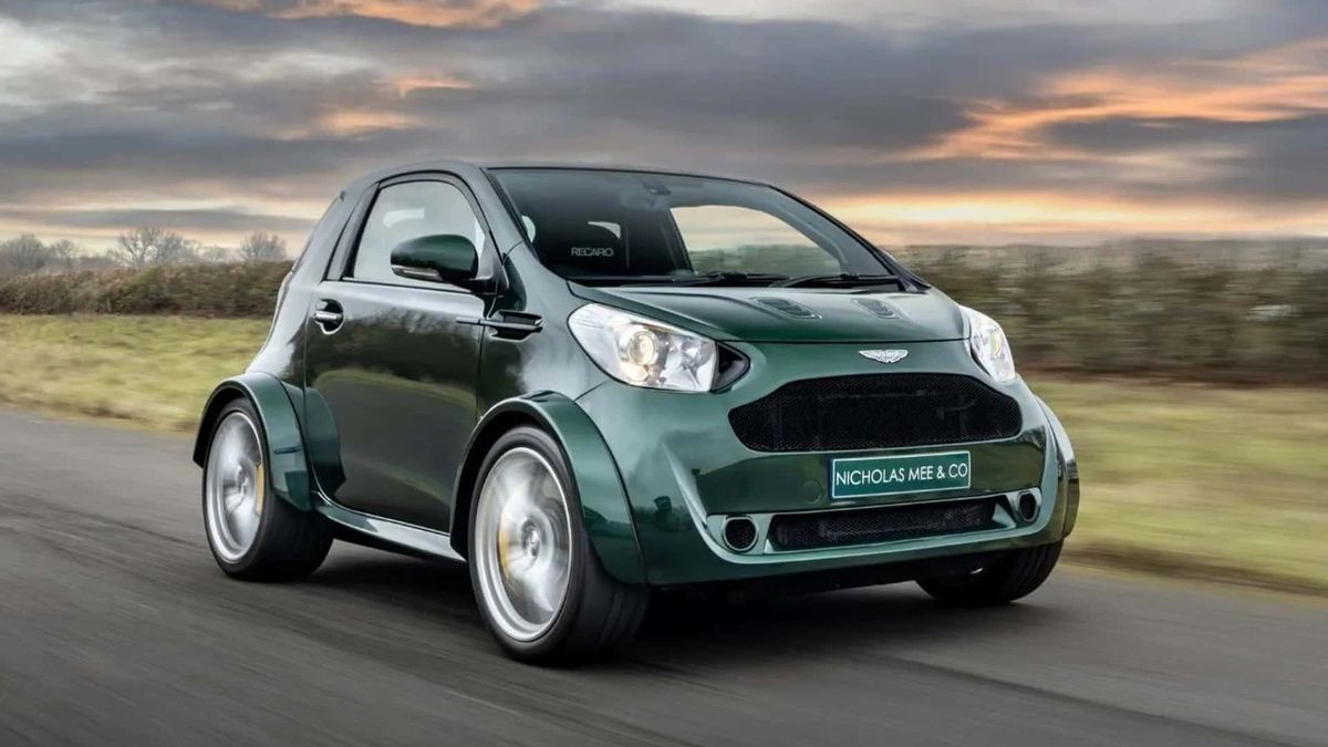 Aston Martin Cygnet V8