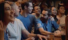 Oddani kibice w reklamie STS (wideo)