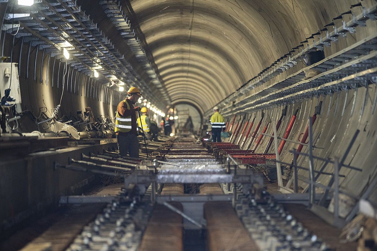 Warszawa. Postępują prace na budowie metra 