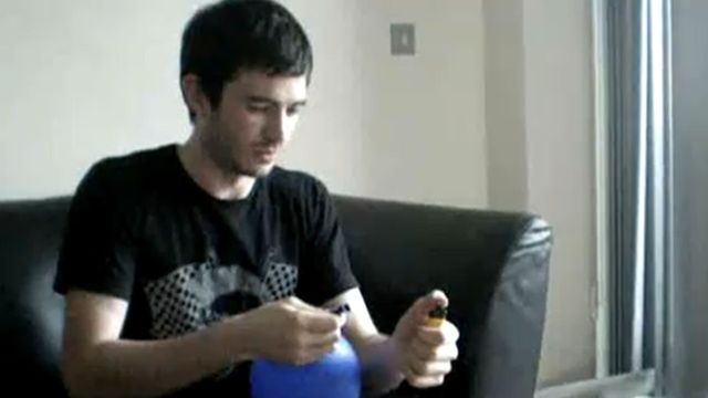 Dlaczego lepiej nie podpalać łatwopalnego balonu? [wideo] 1