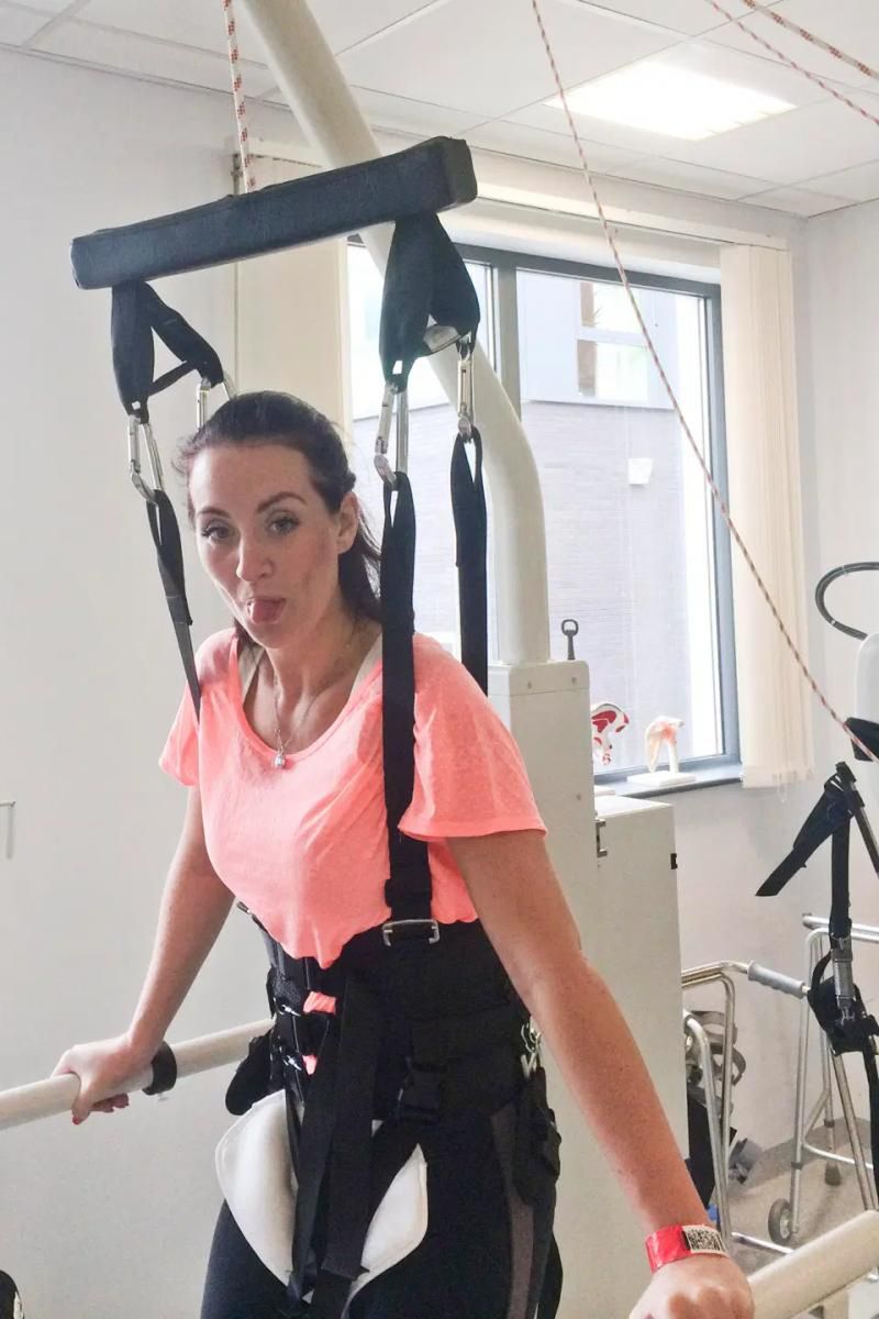 Riona podczas fizjoterapii