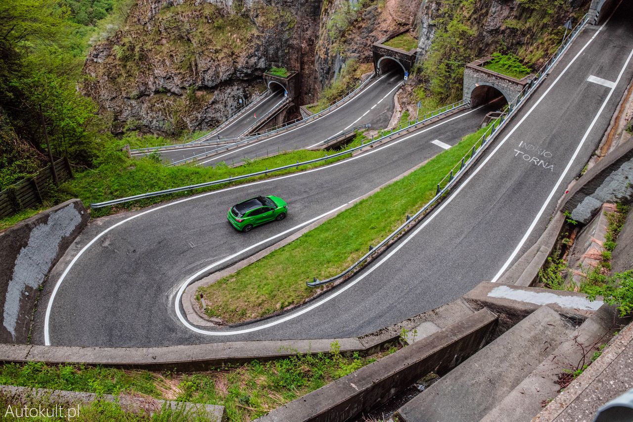 Ford Puma ST na Passo San Boldo