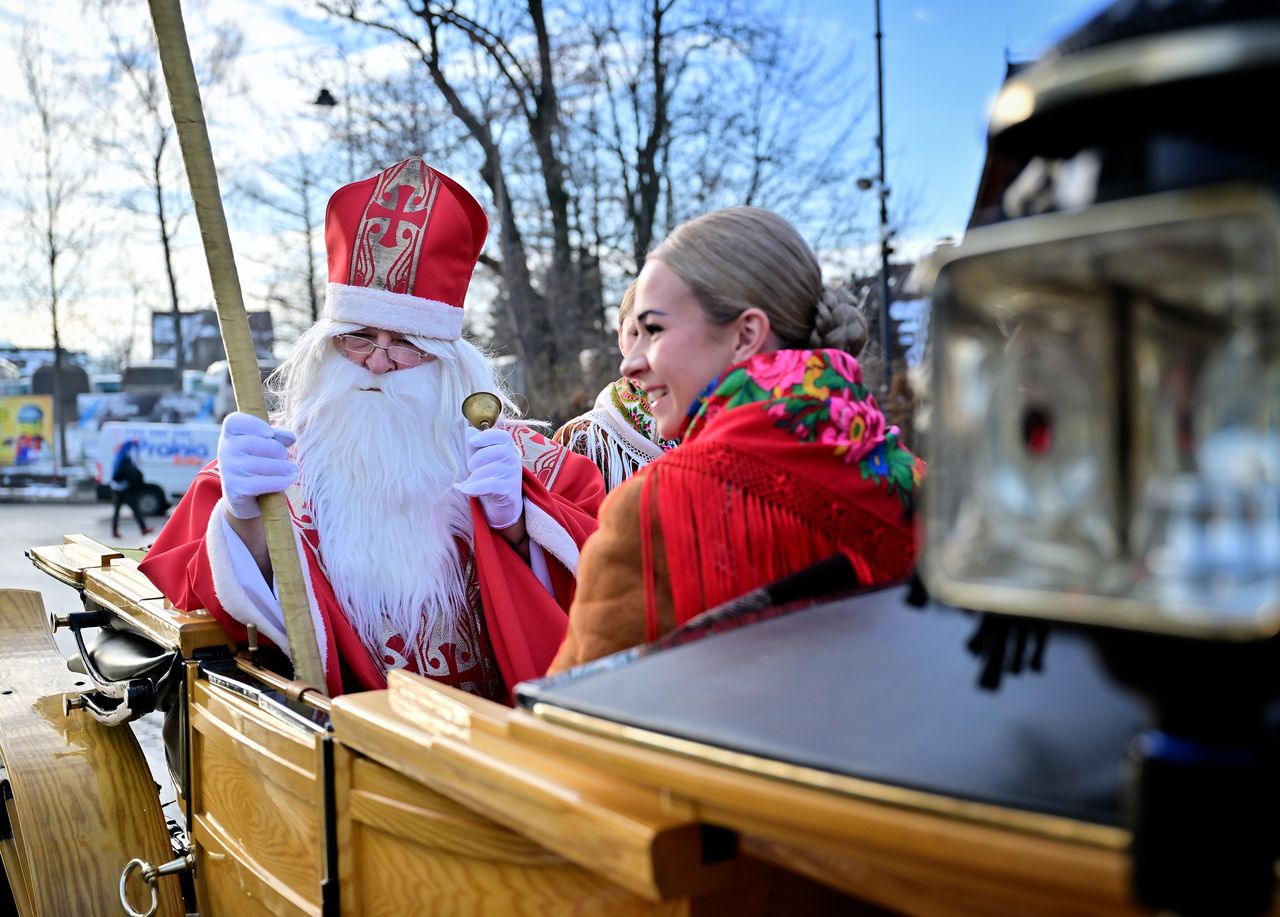 Zakopane: Tłumy na Zakopiańskich Mikołajkach z Radiem Alex
