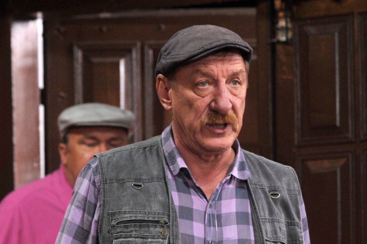 Popadł w długi przez chorobę żony. Gwiazdor "Rancza" pracował jako akwizytor