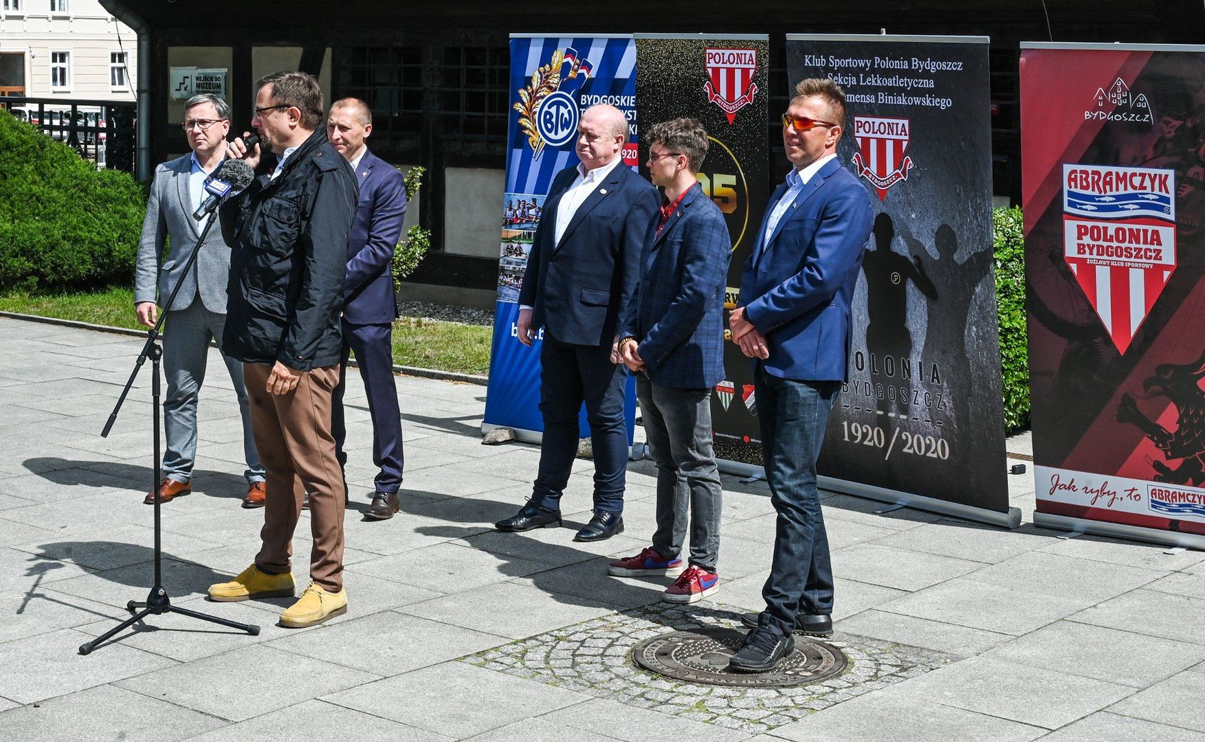 Działacze Polonii, Gwiazdy i BTW wspólnie zorganizują 105. urodziny swoich klubów. Rodzinny mityng zaplanowano 1 czerwca. 