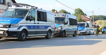 Kontrole po masakrze w Starej Wsi. Zatrzymana druga osoba