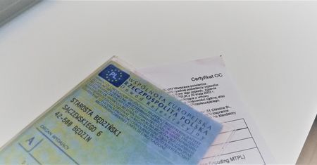 Ubezpieczenie na kierowcę, a nie na samochód. Zmiany w systemie pozbawione są sensu