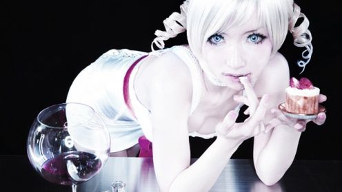 Omi Gibson, mistrzyni przebieranek [gorąca galeria] 1