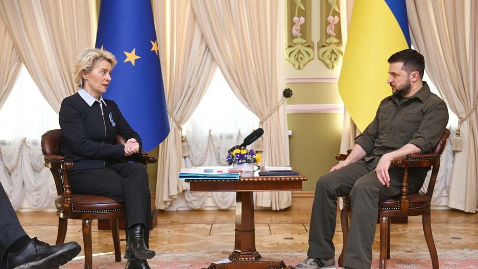 Ważny krok Ukrainy do Unii Europejskiej. "Wypełniliśmy kwestionariusz ws. kandydowania"