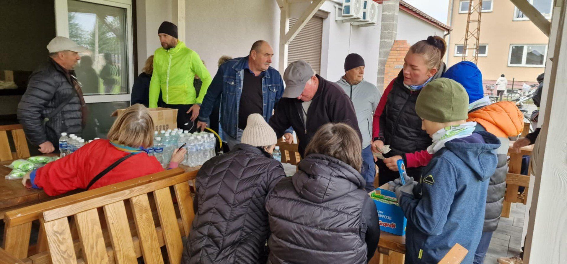 Ponad 60 osób wzięło udział w rajdzie rowerowym z charytatywną nutą w Nowym Kawęczynie
