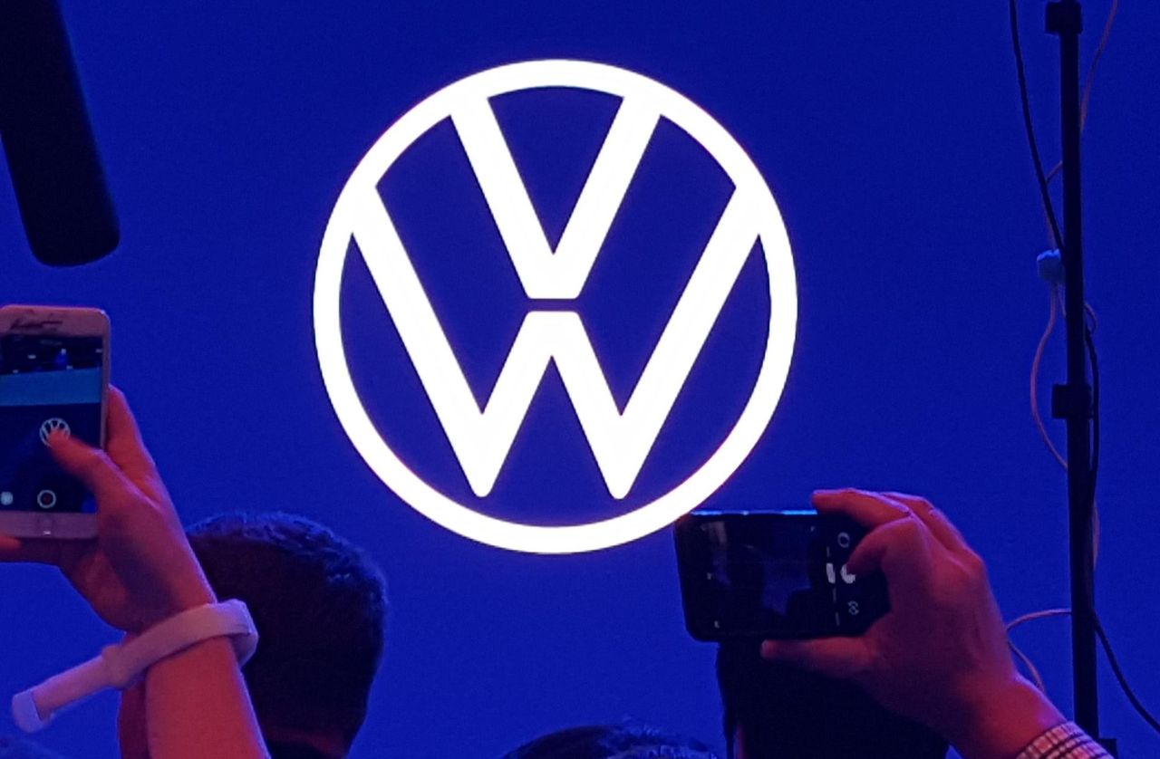 Frankfurt 2019: Nowe logo Volkswagena zaprezentowane. Niemcy postawili na prostotę