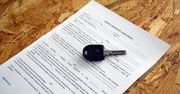 Pułapki w umowie. Kupujesz samochód? Czytaj dokładnie