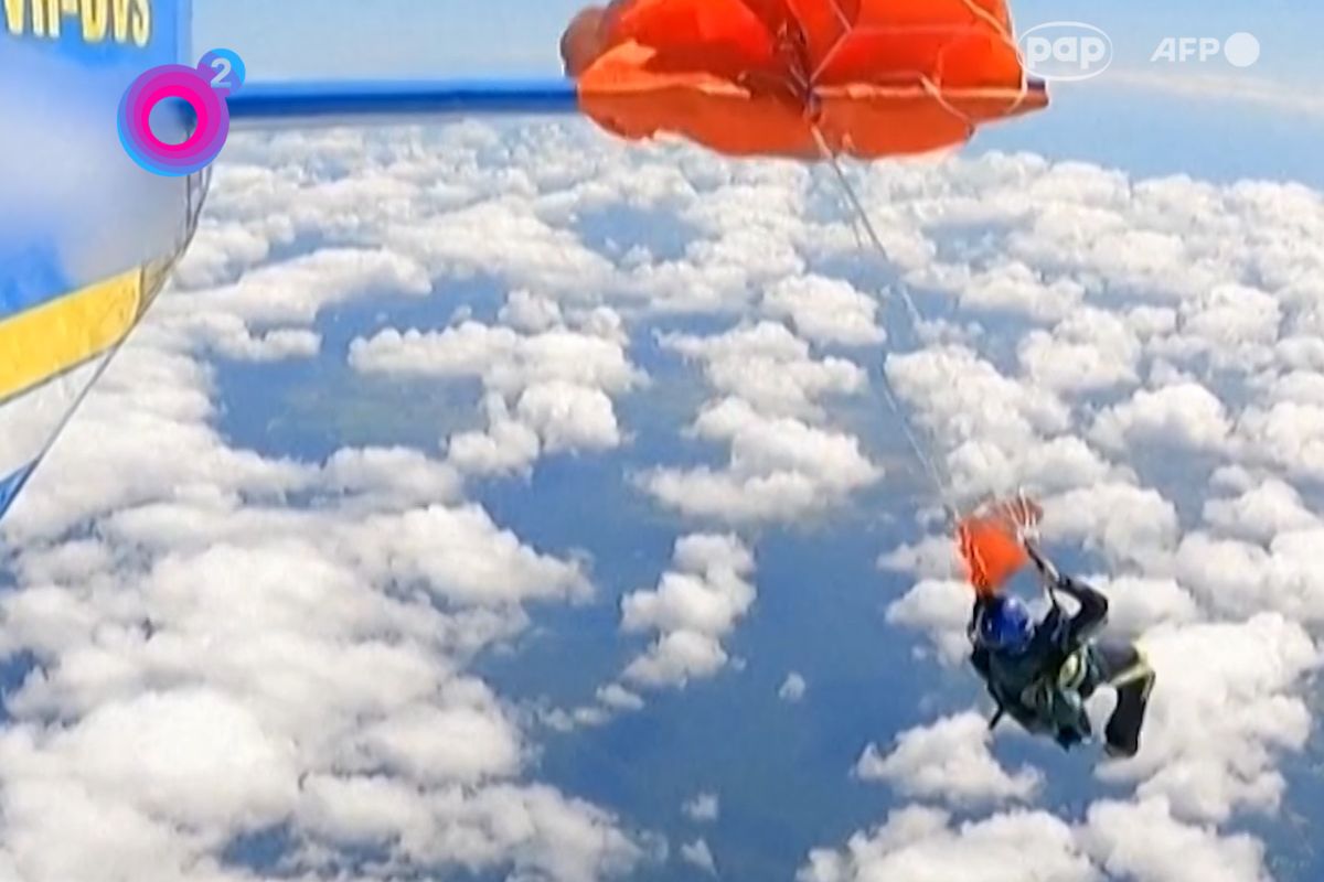 Groza podczas skoku. Spadochroniarz walczył o życie