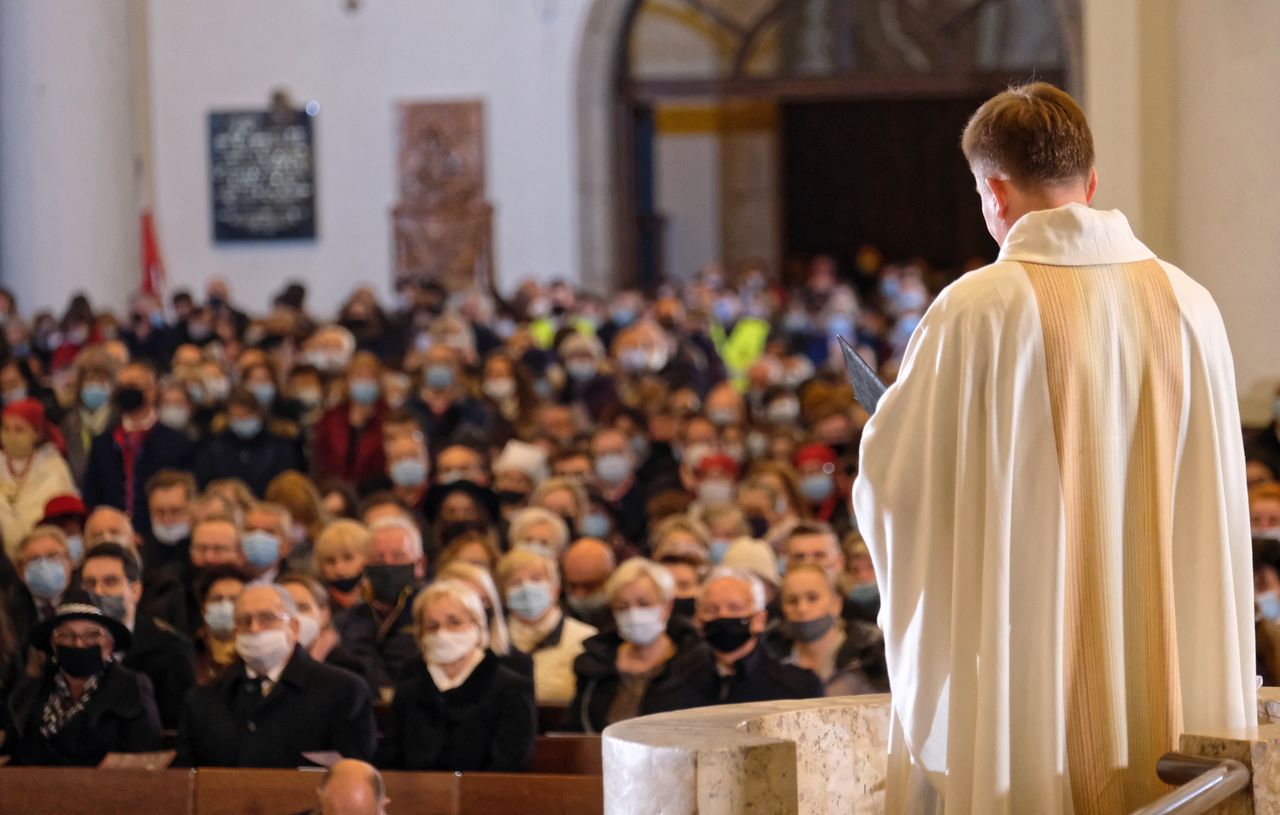 Beatyfikacja ks. Jana Machy. Tłumy w katowickiej katedrze 