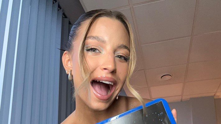 Julia Wieniawa spróbuje swoich sił w roli jurorki programu typu talent show