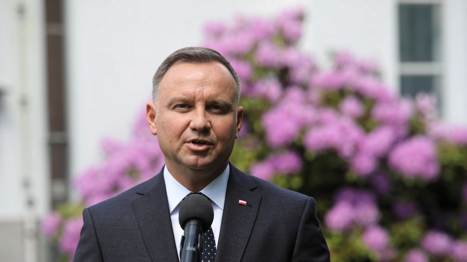 Prezydent Andrzej Duda po szczepieniu. "Wracamy do kina"