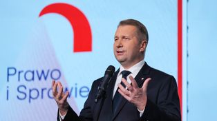 Zarzuty dla Dawida K. Czarnek: dalej może jeździć Porsche