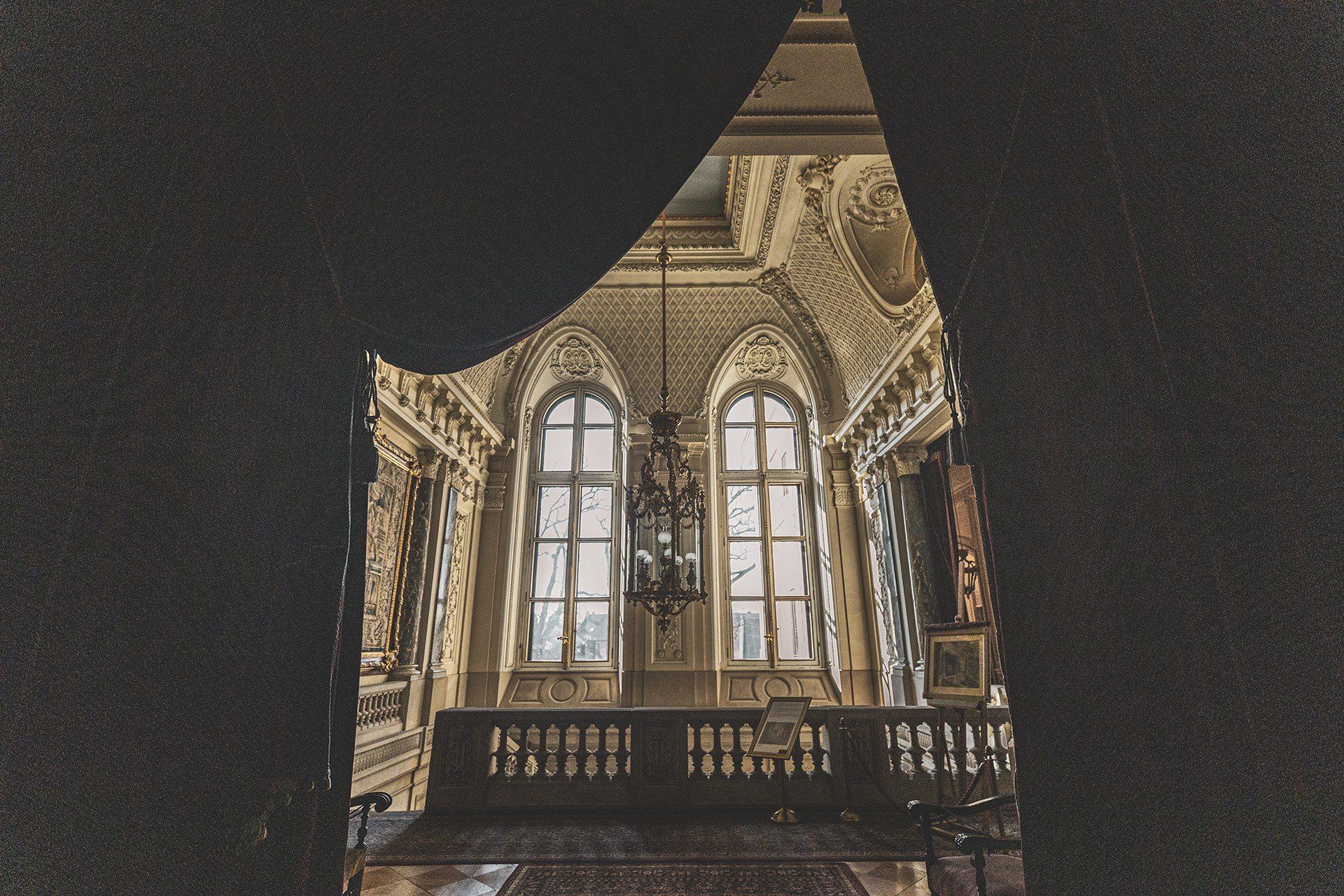 Śląski zamek jak z bajki. Tu czas zatrzymał się 100 lat temu