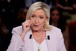 Przewaga Macrona według sondażu się kurczy. Historyczny wynik Le Pen