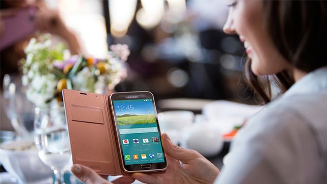 Do Galaxy S5 Samsung dokłada gratisy warte ponad 2000 zł 1