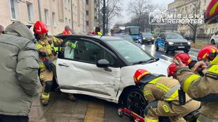 Warszawa: Karambol na Woli. Uszkodzonych siedem pojazdów