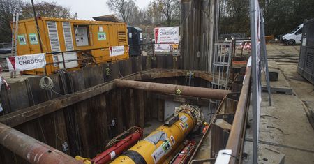 Awaria oczyszczalni "Czajka". Tarcza rozpoczęła drążenie tunelu pod dnem Wisły